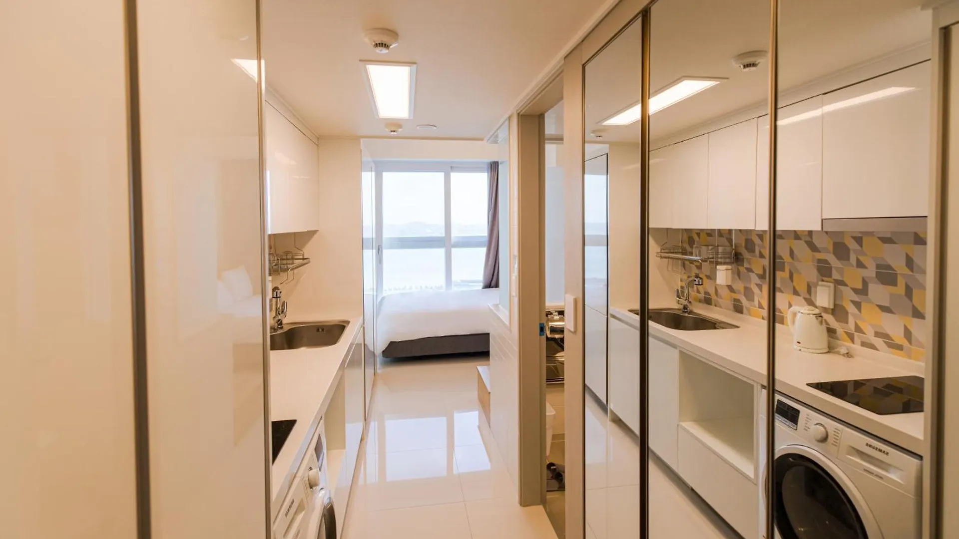 Blue Ocean Hotel 3 Incheon 4*,